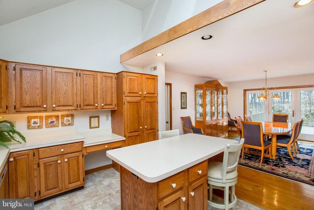 786 RIDGE RD, Telford, PA 18969