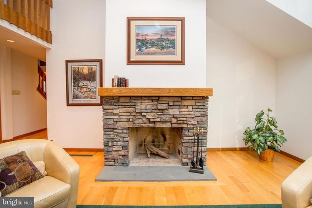 786 RIDGE RD, Telford, PA 18969