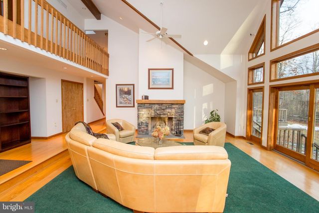 786 RIDGE RD, Telford, PA 18969