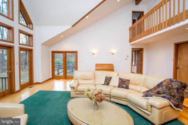 786 RIDGE RD, Telford, PA 18969