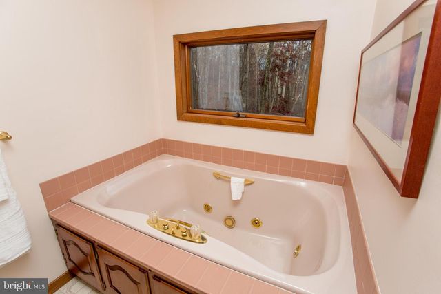 786 RIDGE RD, Telford, PA 18969