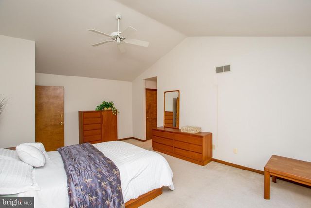 786 RIDGE RD, Telford, PA 18969