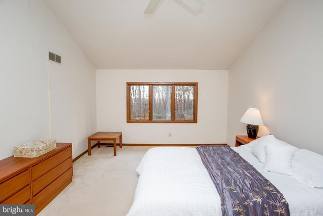 786 RIDGE RD, Telford, PA 18969