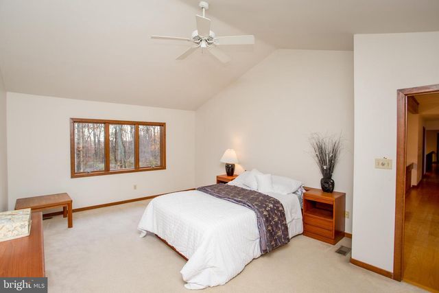 786 RIDGE RD, Telford, PA 18969