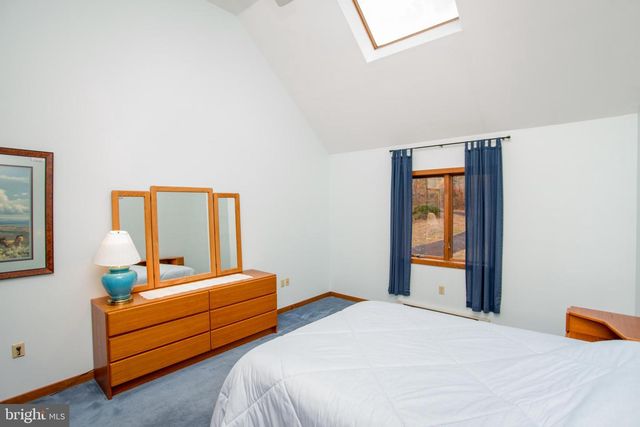 786 RIDGE RD, Telford, PA 18969