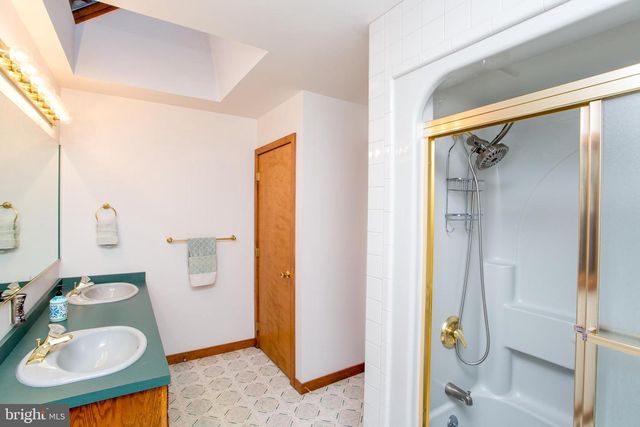 786 RIDGE RD, Telford, PA 18969