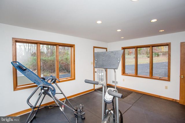 786 RIDGE RD, Telford, PA 18969