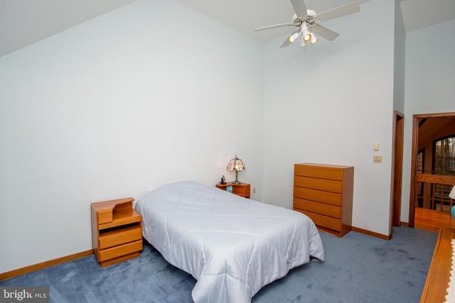 786 RIDGE RD, Telford, PA 18969