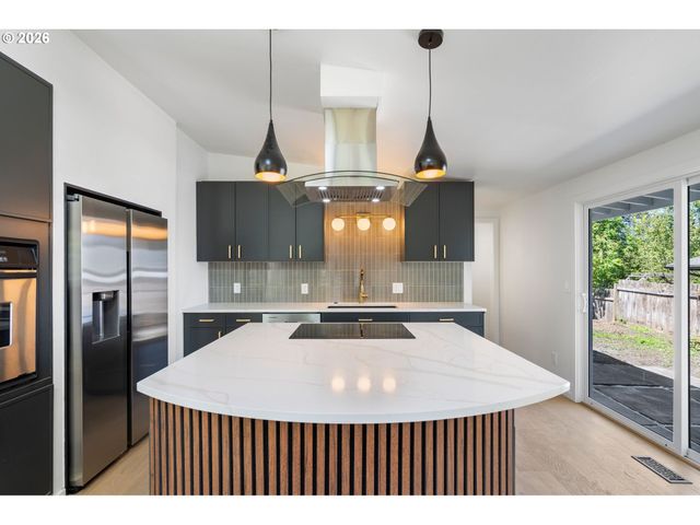 1865 Sw WELLINGTON Ave, Portland, OR 97225