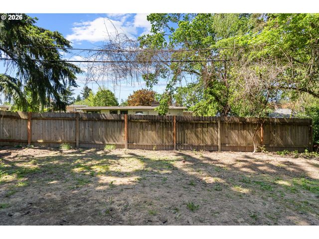 1865 Sw WELLINGTON Ave, Portland, OR 97225