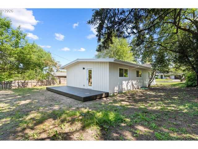 1865 Sw WELLINGTON Ave, Portland, OR 97225