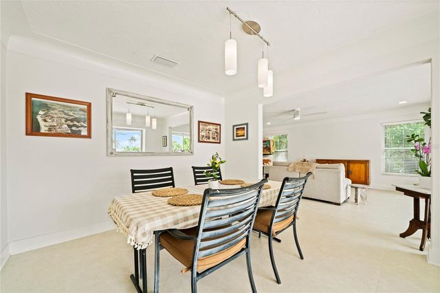 1924 MICHIGAN AVENUE NE, St Petersburg, FL 33703