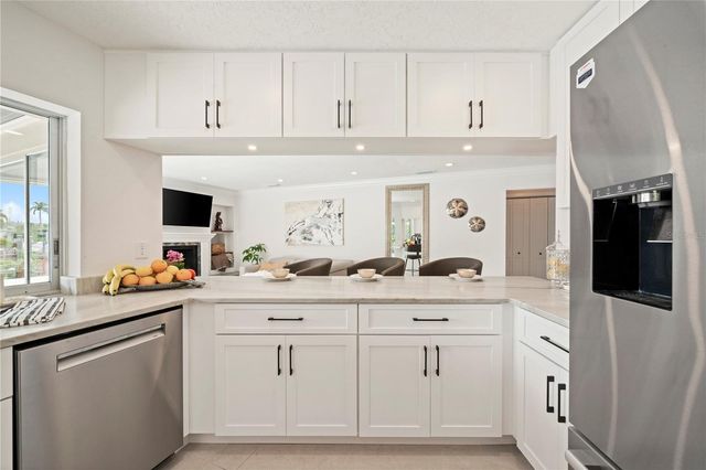 1924 MICHIGAN AVENUE NE, St Petersburg, FL 33703