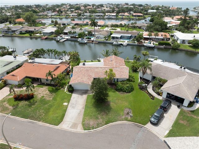 1924 MICHIGAN AVENUE NE, St Petersburg, FL 33703