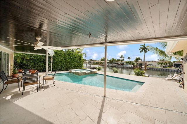 1924 MICHIGAN AVENUE NE, St Petersburg, FL 33703
