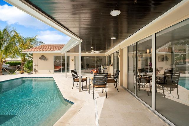 1924 MICHIGAN AVENUE NE, St Petersburg, FL 33703