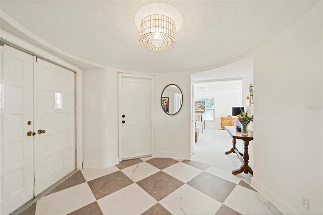 1924 MICHIGAN AVENUE NE, St Petersburg, FL 33703