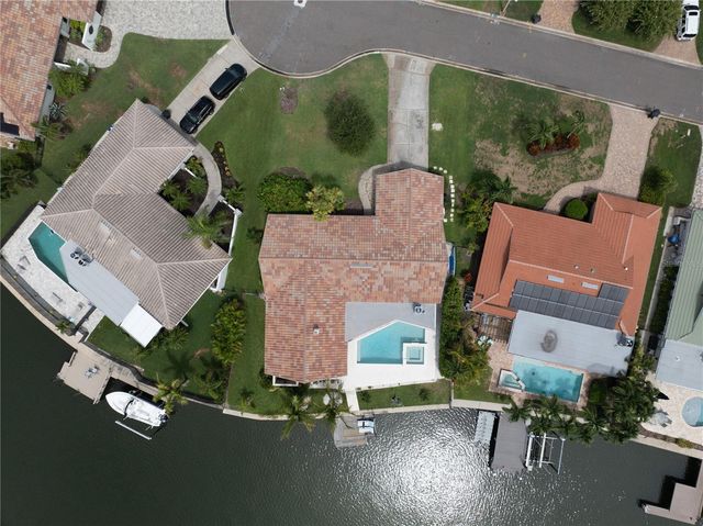 1924 MICHIGAN AVENUE NE, St Petersburg, FL 33703