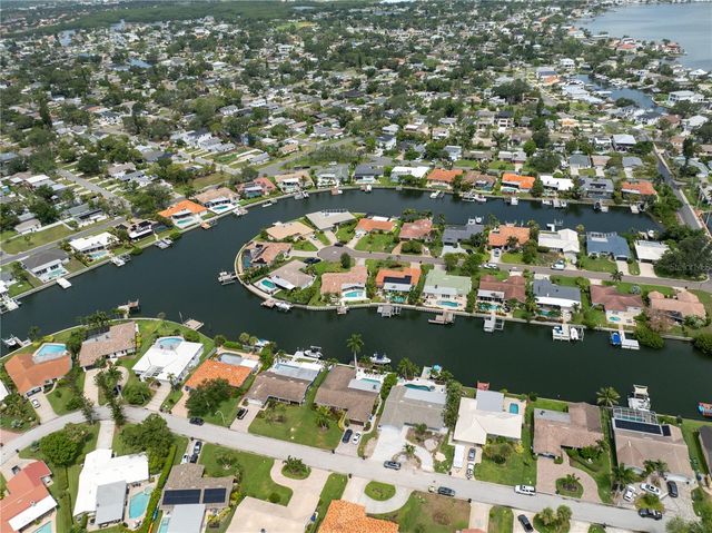 1924 MICHIGAN AVENUE NE, St Petersburg, FL 33703