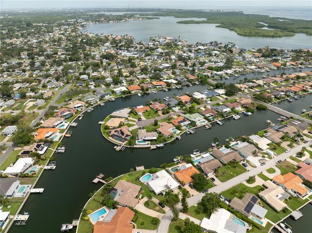 1924 MICHIGAN AVENUE NE, St Petersburg, FL 33703