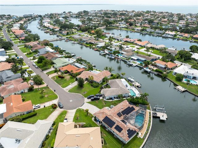 1924 MICHIGAN AVENUE NE, St Petersburg, FL 33703