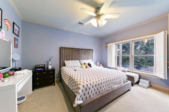 2418 S Mystic Meadow, Houston, TX 77021