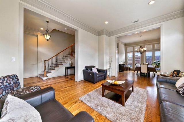 2418 S Mystic Meadow, Houston, TX 77021