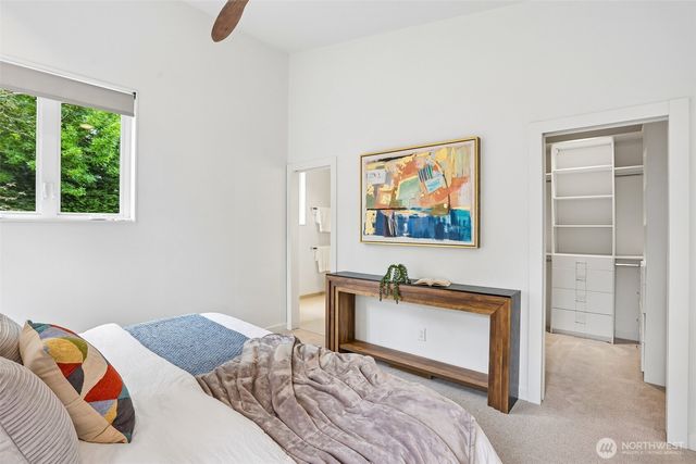 10030 37th Avenue SW, Seattle, WA 98146