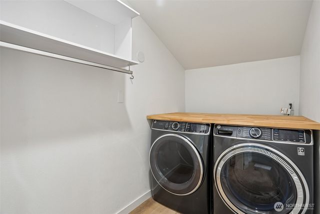 10030 37th Avenue SW, Seattle, WA 98146