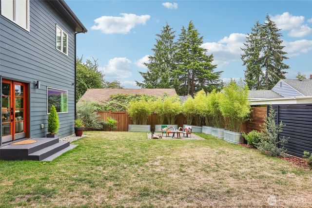 10030 37th Avenue SW, Seattle, WA 98146