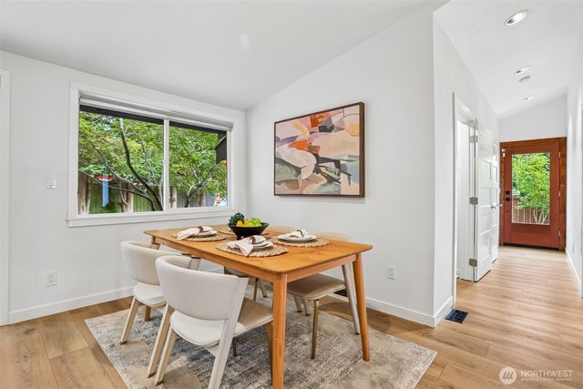 10030 37th Avenue SW, Seattle, WA 98146
