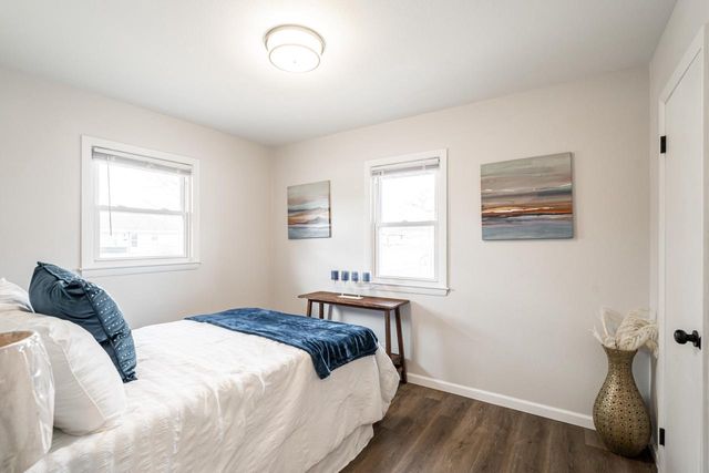 8600 W Crossfield AVENUE, Milwaukee, WI 53225