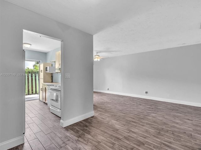 3201 NW 4th Terrace 71, Pompano Beach, FL 33064