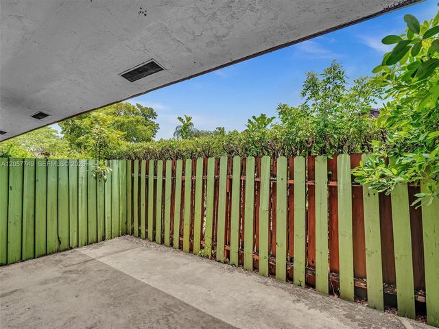 3201 NW 4th Terrace 71, Pompano Beach, FL 33064
