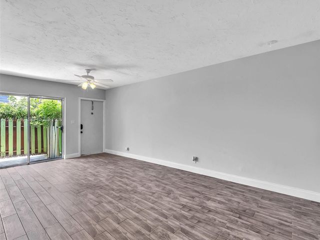 3201 NW 4th Terrace 71, Pompano Beach, FL 33064