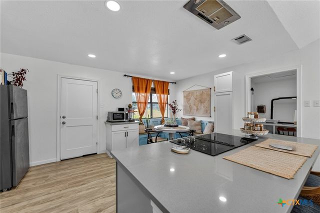 308 River Hills, San Marcos, TX 78666