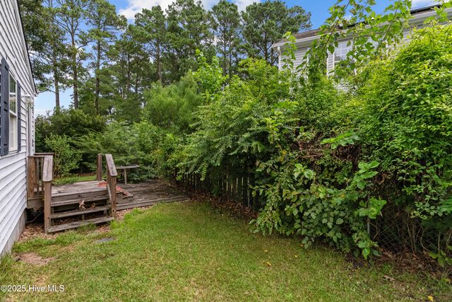 102 Croaker Street, Moyock, NC 27958