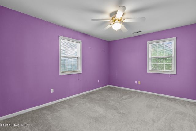 102 Croaker Street, Moyock, NC 27958