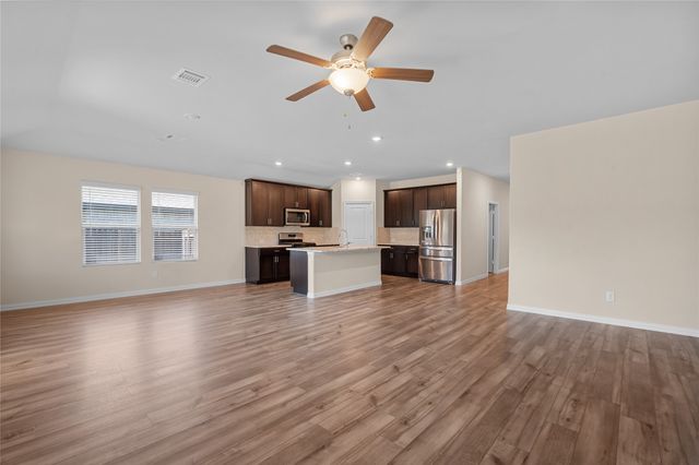 207 Mizuna Drive, Mckinney, TX 75071