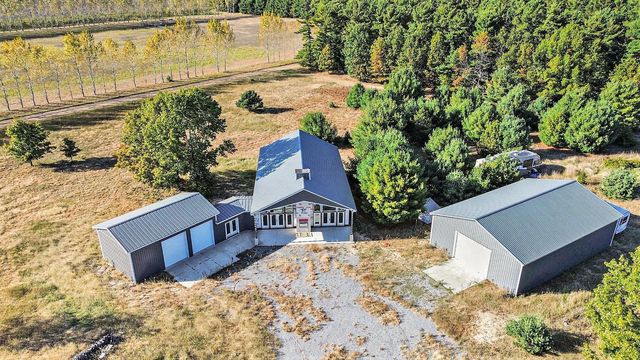 7570 W Warren Road, Benona Twp, MI 49455