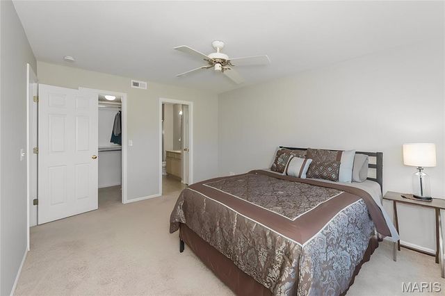 1217 Woodland Point Drive, St Louis, MO 63146