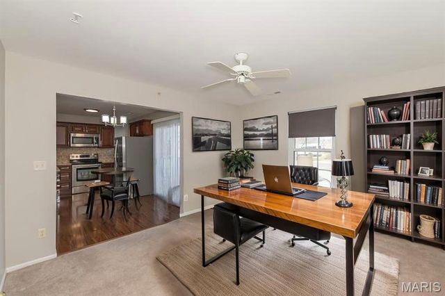 1217 Woodland Point Drive, St Louis, MO 63146