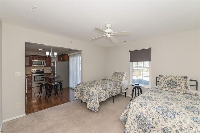 1217 Woodland Point Drive, St Louis, MO 63146