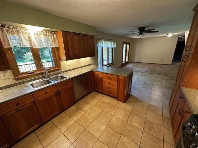 2611 Penny Lane, Stoughton, WI 53589