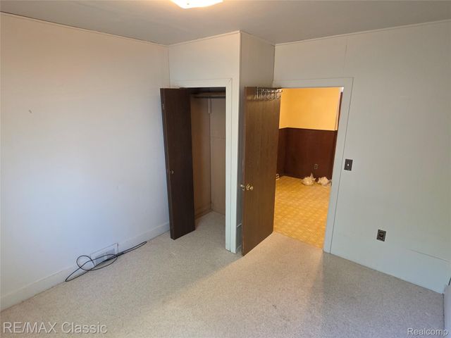 952 Lakeview Street, Waterford Charter Township, MI 48328