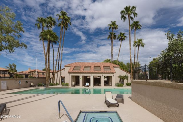 1836 N STAPLEY Drive 118, Mesa, AZ 85203