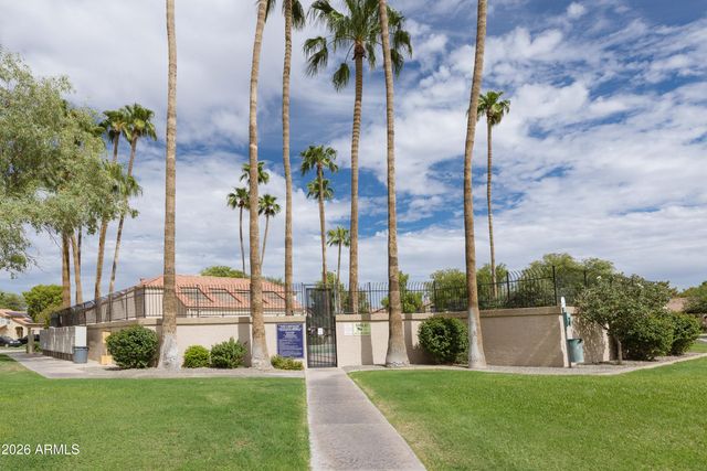 1836 N STAPLEY Drive 118, Mesa, AZ 85203