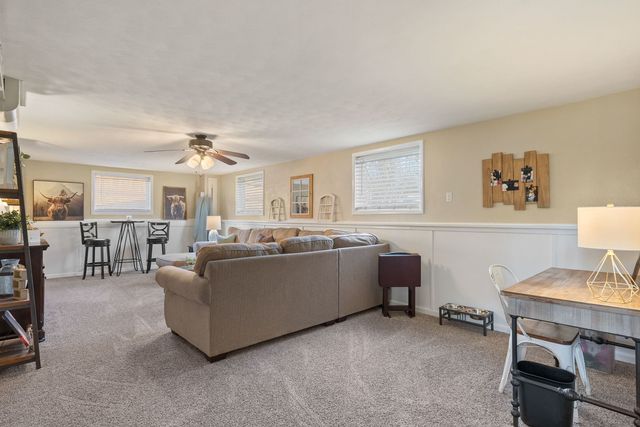 3921 29th Street, Rock Island, IL 61201