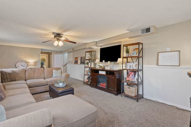 3921 29th Street, Rock Island, IL 61201