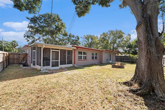 6800 16TH STREET N, St Petersburg, FL 33702